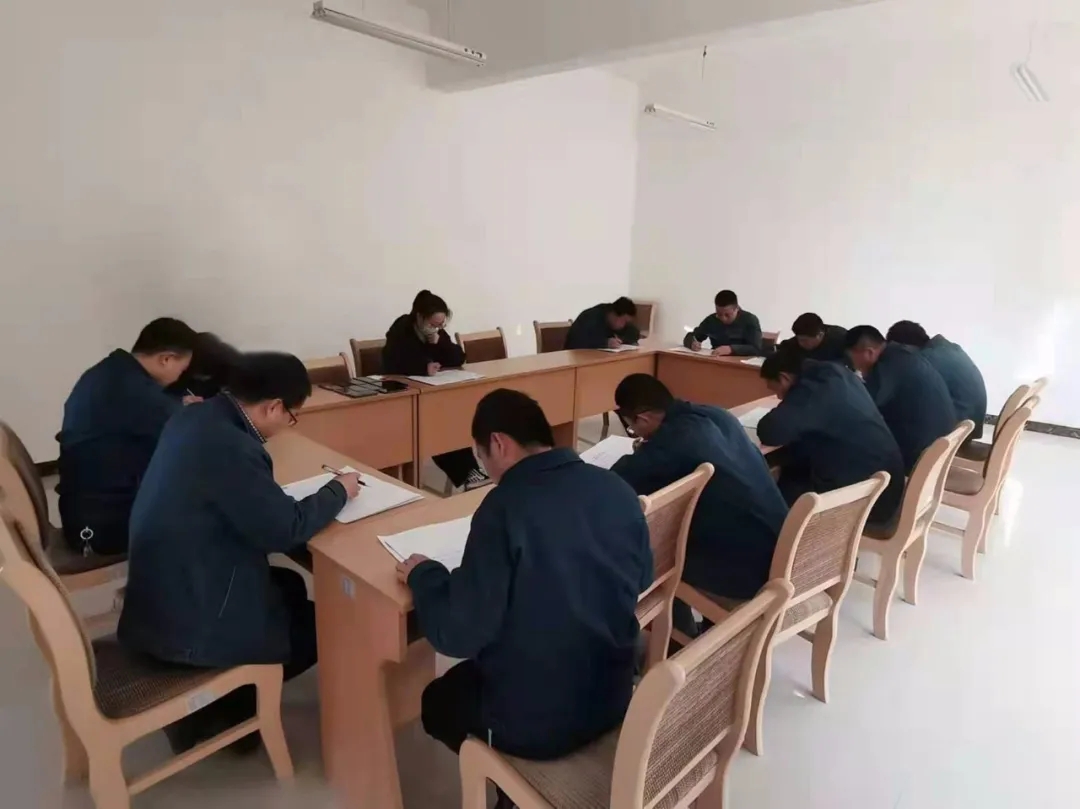 市产投集团组织开展第四季度员工综合素质测试(图3) 市产投集团组织开展第四季度员工综合素质测试(图3)